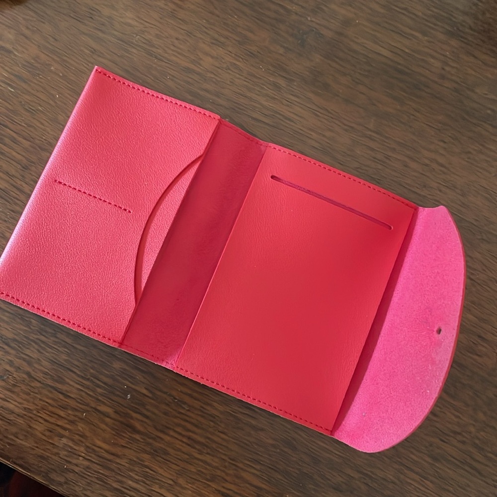 Poketo Wallet - Picture 2 of 3